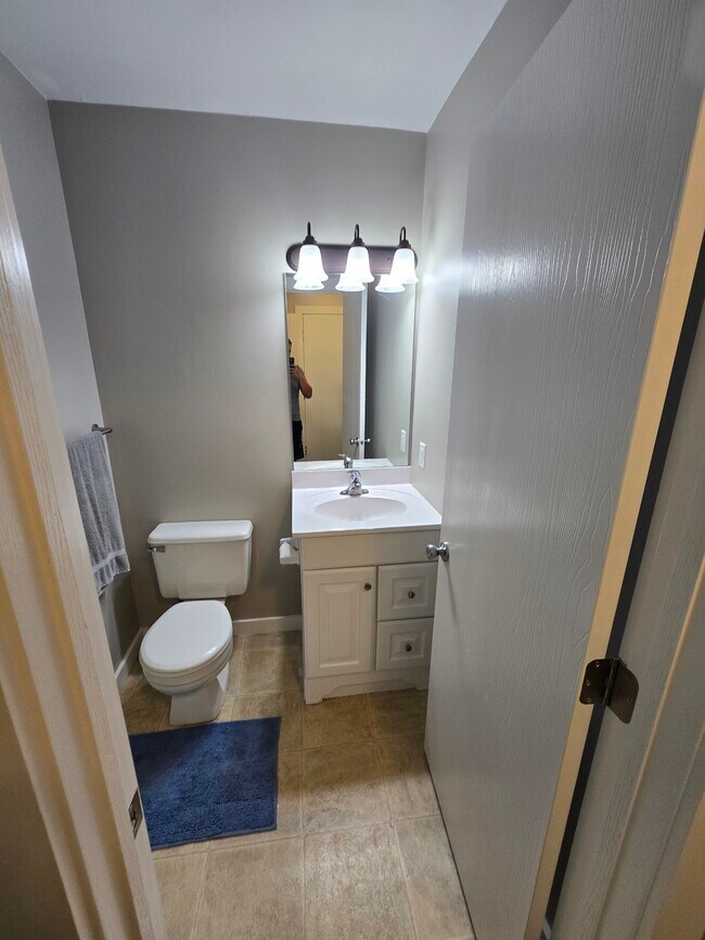 Foto del edificio - 3437 Ivy Ln