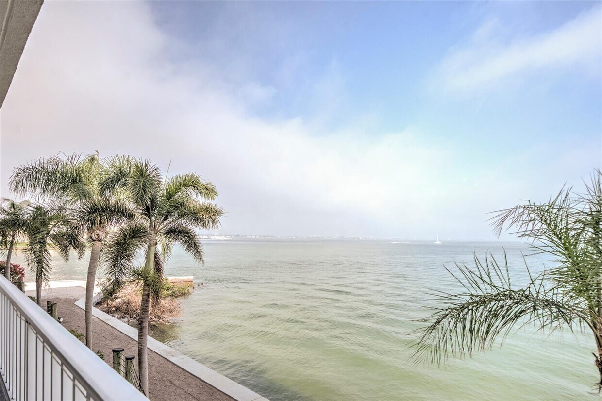 5279 Isla Key Blvd S Unit 212, Saint Petersburg, FL 33715 Condo for
