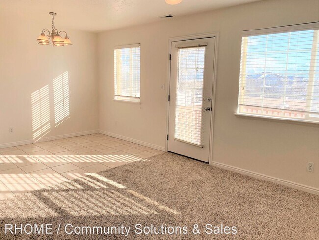 Building Photo - 4 br, 2.5 bath House - 10563 S Sage Creek Rd