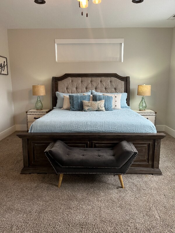 Foto del edificio - 364 Clark Cir