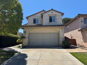 Building Photo - 2454 La Costa Ave