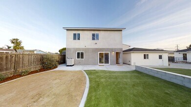 Building Photo - 5610 Dorothy Way