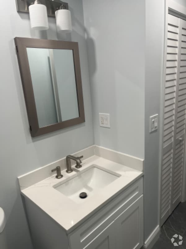 Bryn Mawr Apartments for Rent with Hardwood Floors Yonkers, NY 4