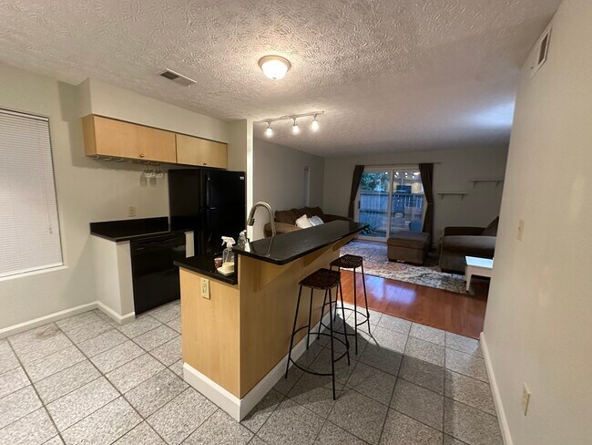 Foto del edificio - 945 Quay Ave