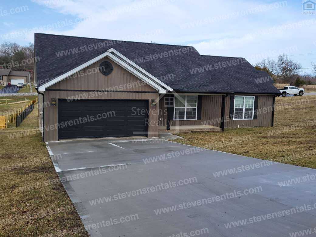 1905 Goolsby Ln, Cookeville, TN 38506 House Rental in Cookeville, TN