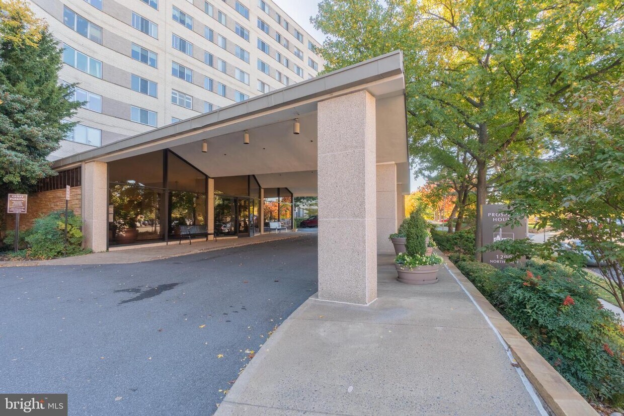 1200 N Nash St Unit 243, Arlington, VA 22209 Apartment for Rent in Arlington, VA