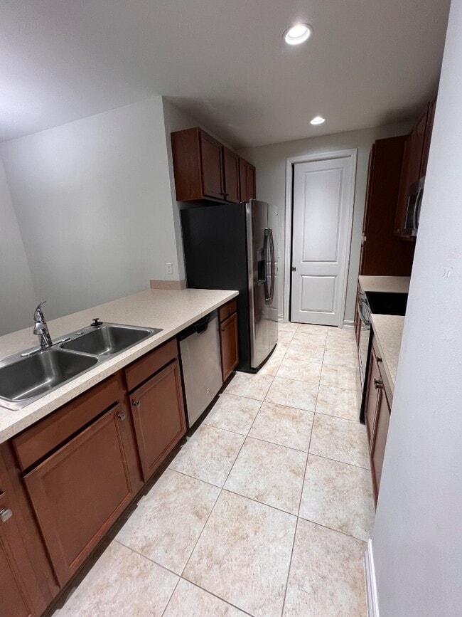 Building Photo - 7935 Bristol Cir