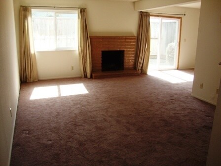 Building Photo - 345 Coleridge Dr