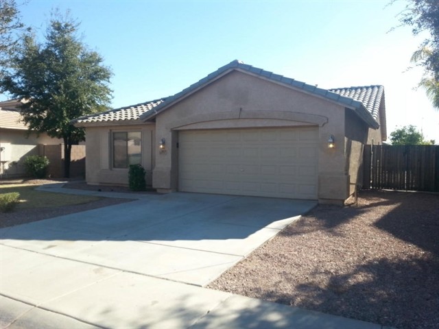 Primary Photo - 2823 E Runaway Bay Place