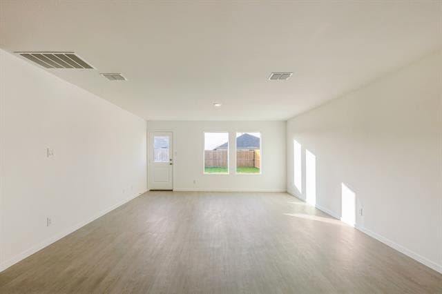 Building Photo - 1255 Falcon Hts Dr