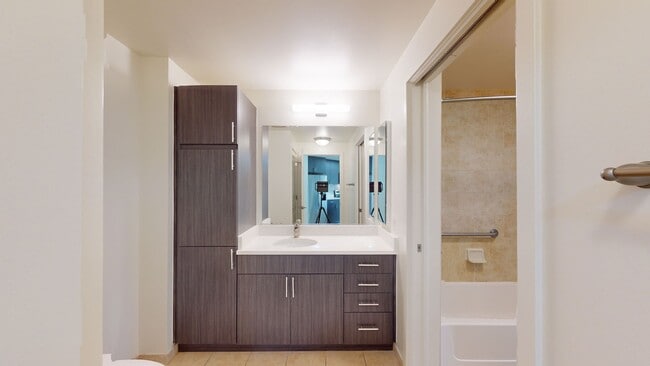 Interior Photo - 1200 East West