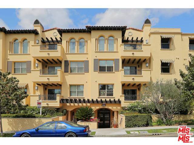 Foto del edificio - 5037 Rosewood Ave