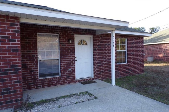Building Photo - 7159 Pine Blossom Rd