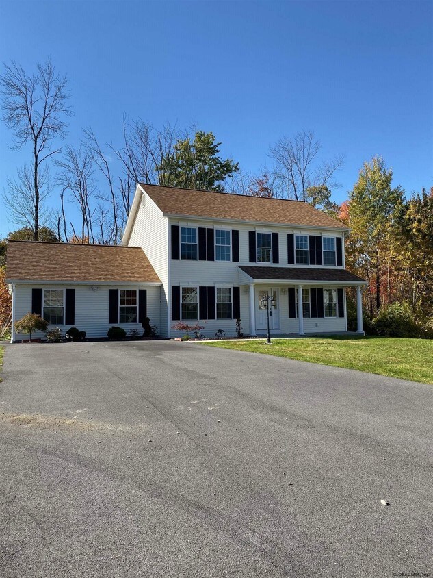 Foto principal - 3948 Becker St