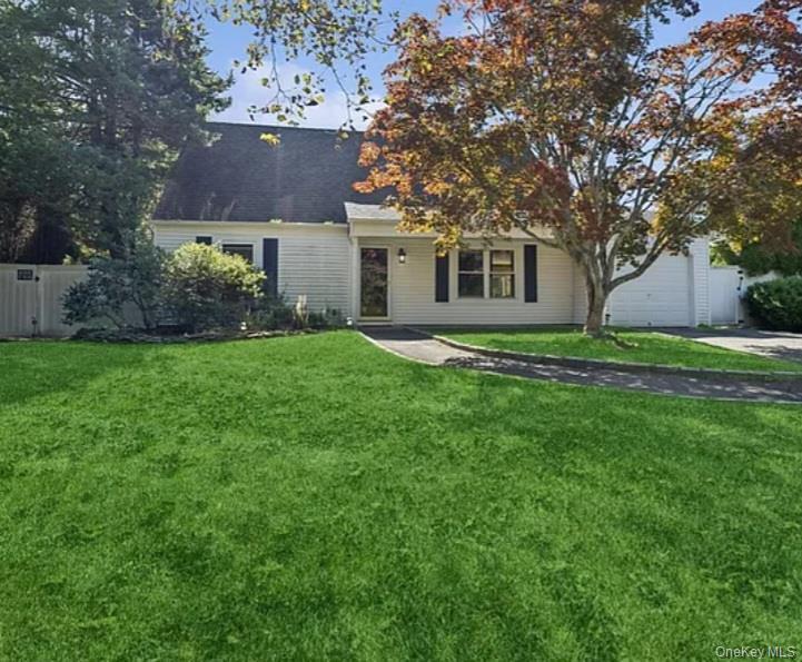 Primary Photo - 3 Meadowgrass Ln