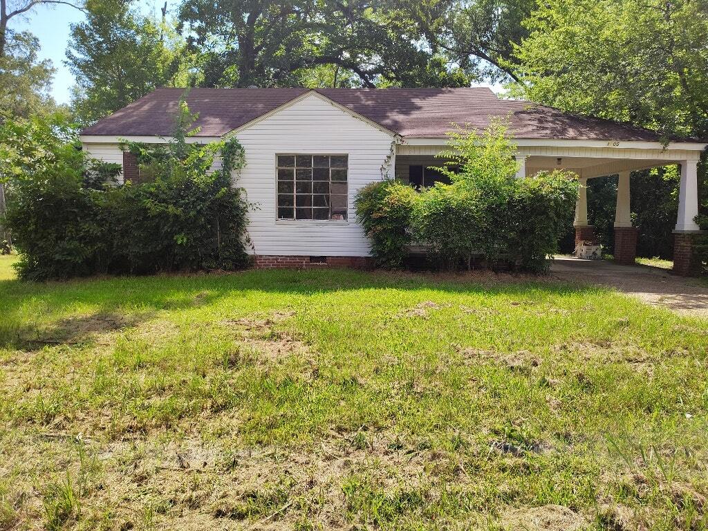 Foto principal - 1905 Alta Woods Blvd
