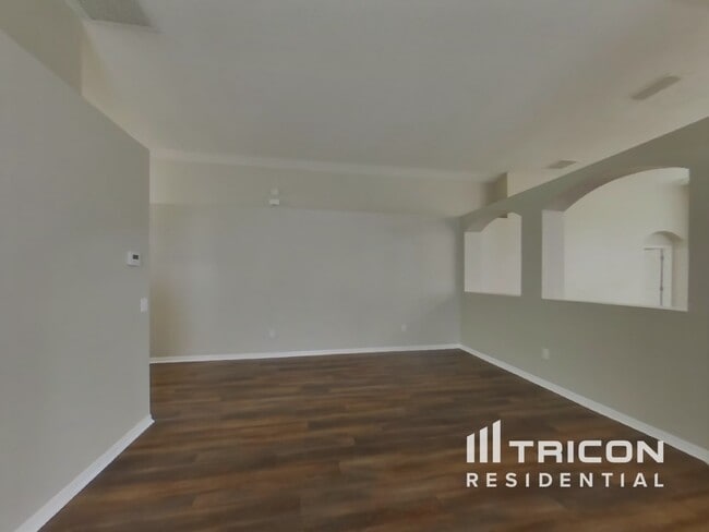 Foto del edificio - 13461 Staghorn Rd