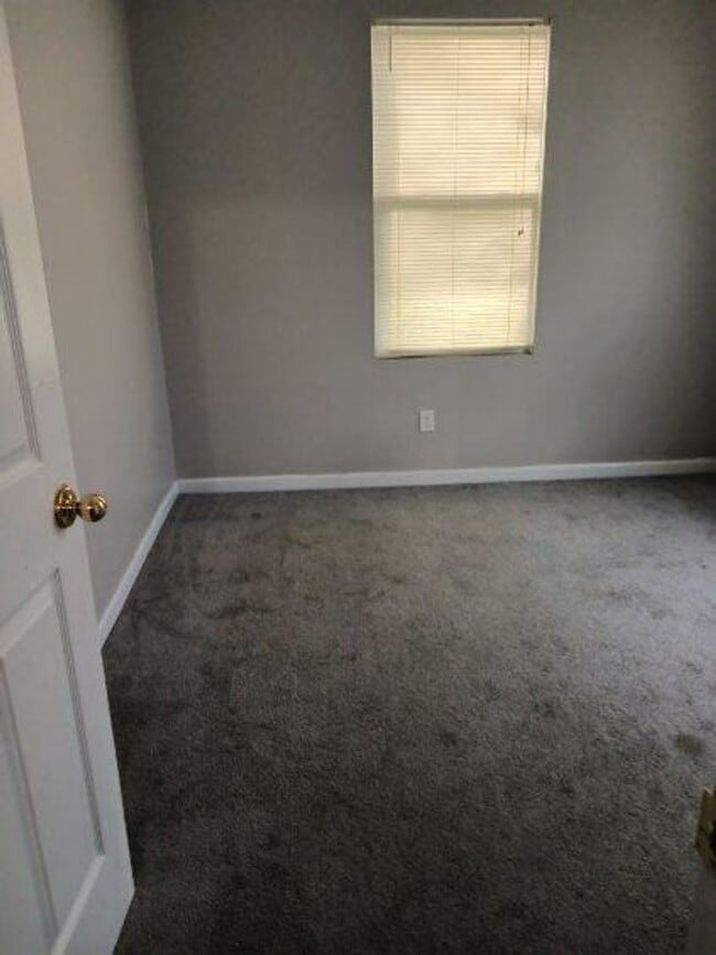 Foto del edificio - Beautiful 3 Bedroom, 2.1 Bath Home in Trenton!