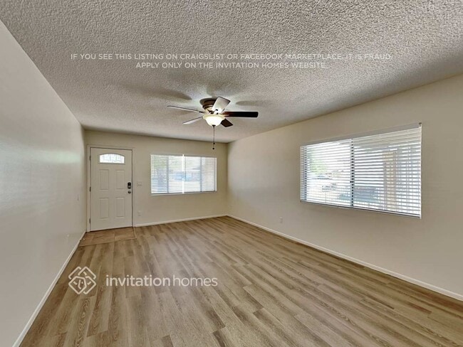 Building Photo - 3240 W Cholla St