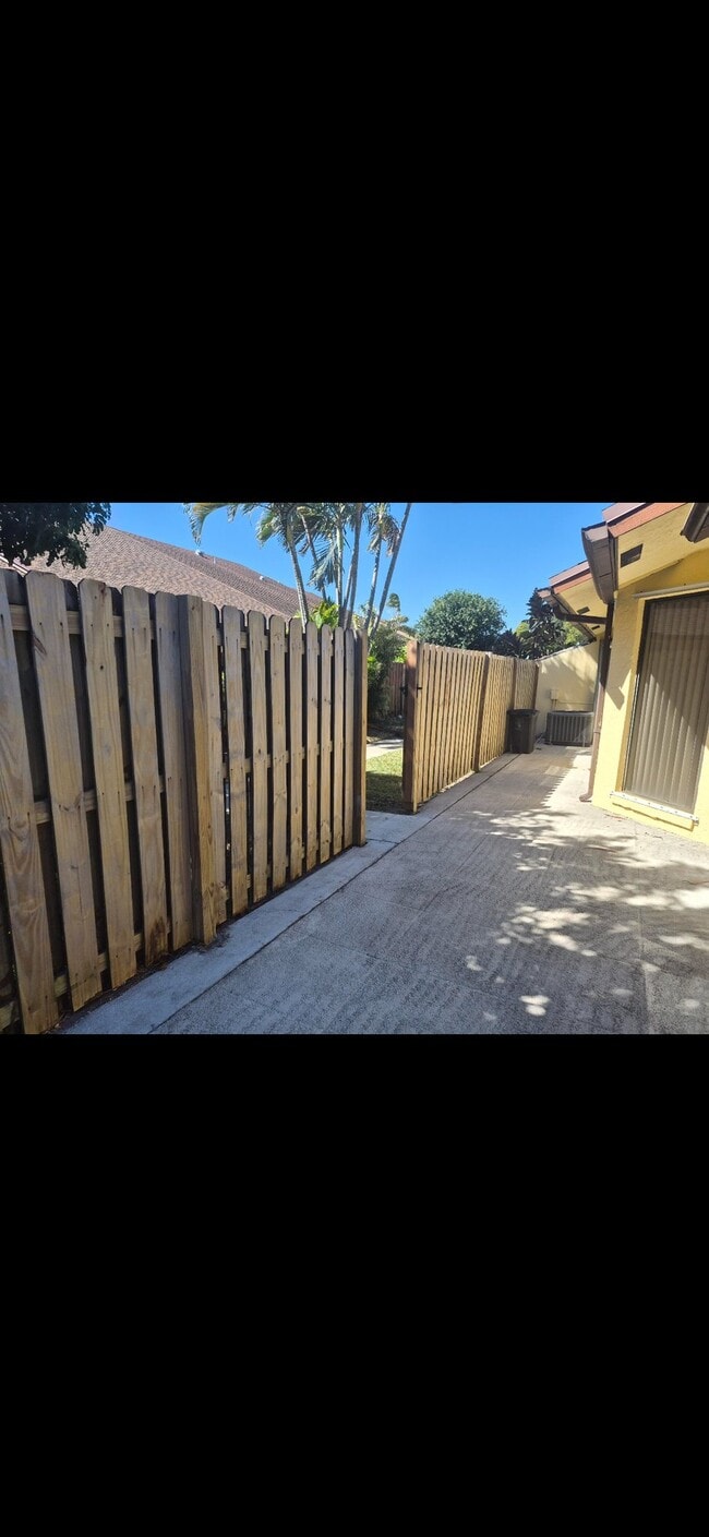 Photo - 394 Springdale Cir Townhome