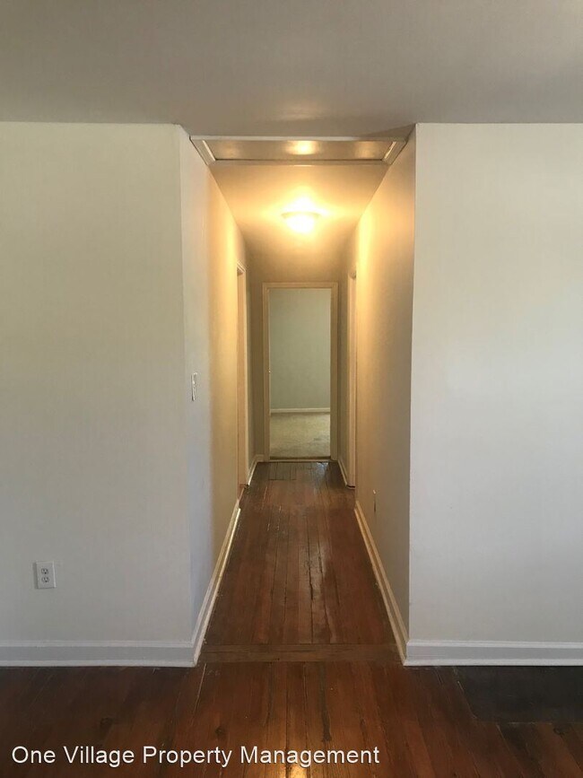 Building Photo - 4 br, 2 bath House - 1504 Chapel Hill Rd