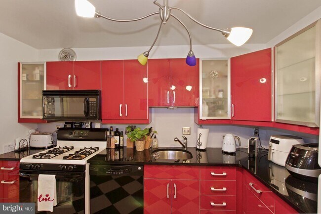 Foto del edificio - 4620 N Park Ave