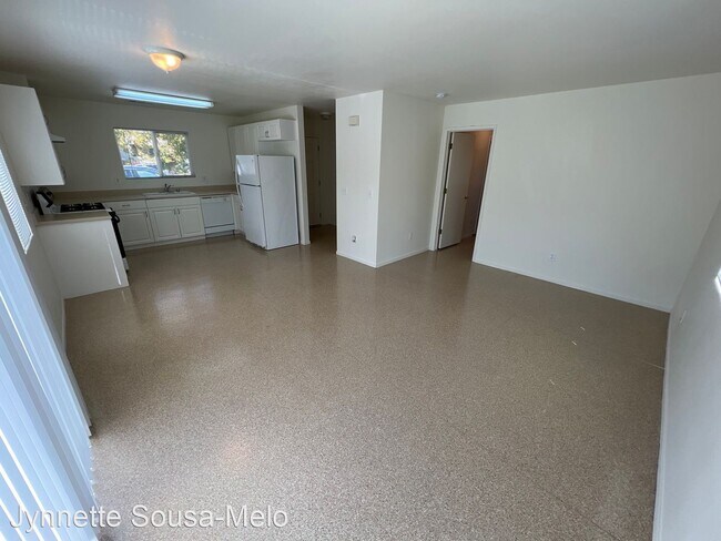Building Photo - 2 br, 2 bath House - 359 G St.