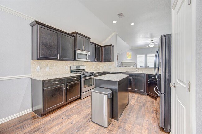 Building Photo - 1535 Bluestone Edge Ln
