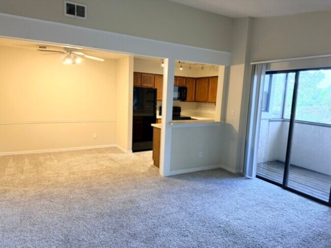 Foto del edificio - 2 bedroom 2 bath condo in Parkview Village of Winter Park