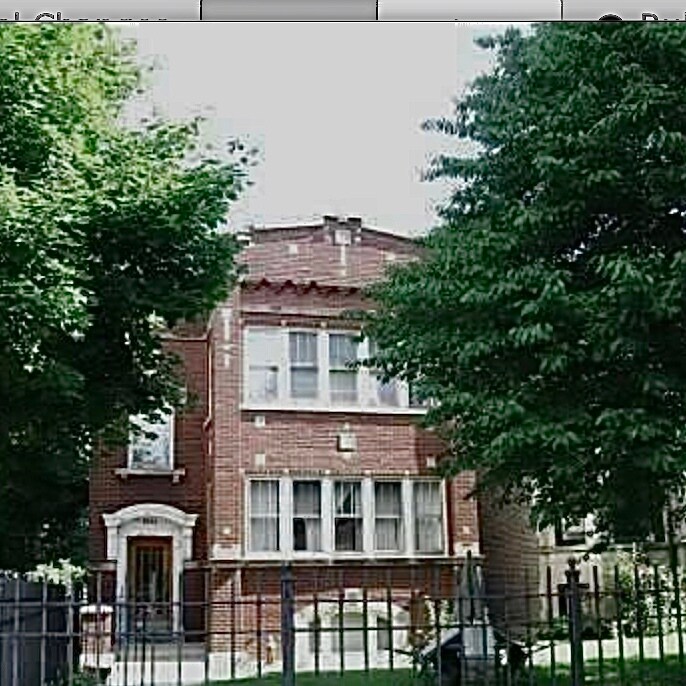 Primary Photo - 2624 W Logan Blvd