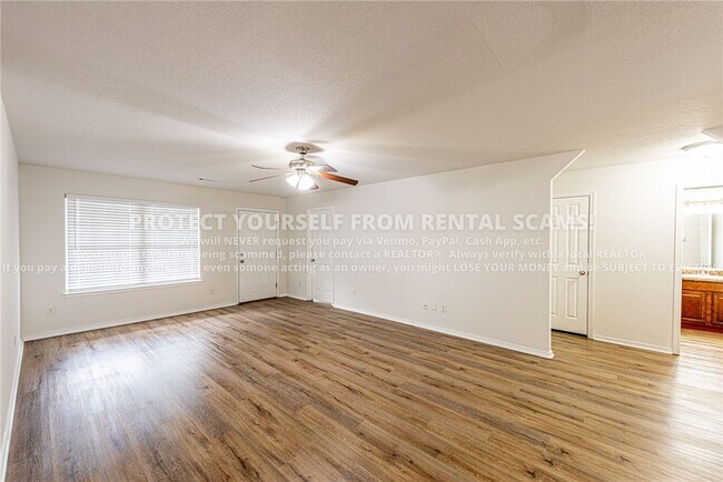 Foto del edificio - 2280 Bunker Ln