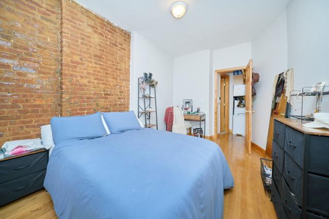 Building Photo - 2 bedroom in NEW YORK NY 10036