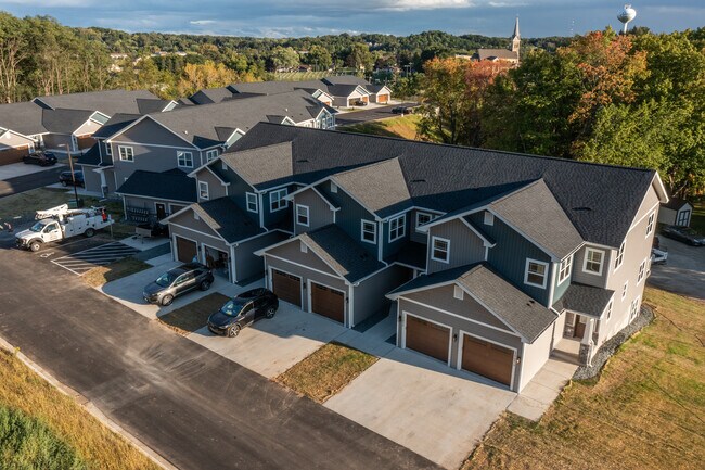 Foto del edificio - Seventh Hill Estates