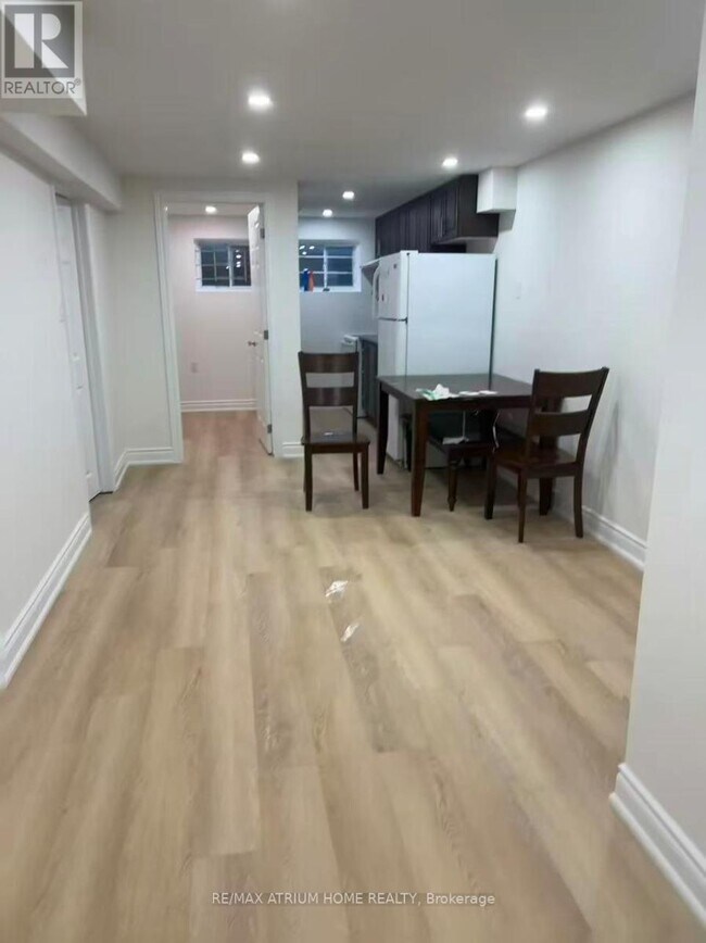 Photo du bâtiment - 71 Major Oak Terrace