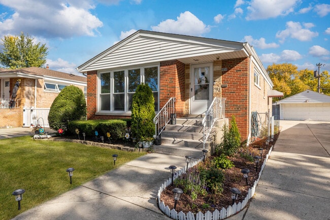 Building Photo - 4856 Wick Dr