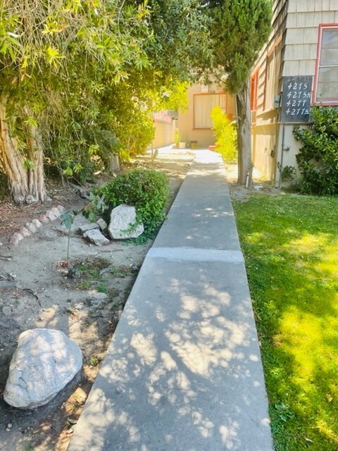 Building Photo - 4275 Tujunga Ave