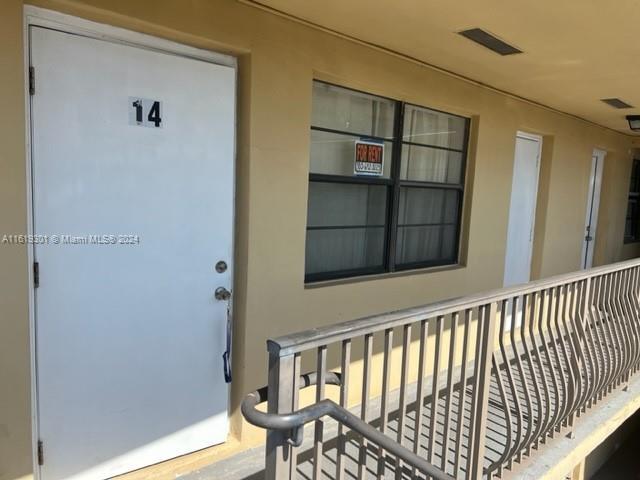 Foto del edificio - 4590 SW 67th Ave