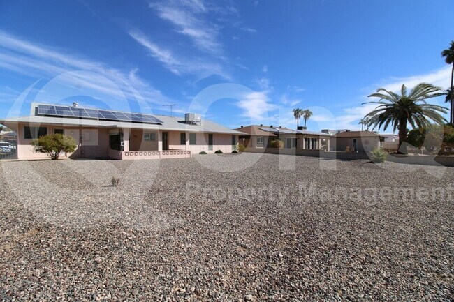 Building Photo - 9547 W Country Club Dr