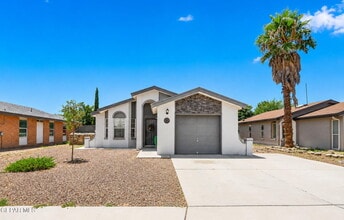 Building Photo - 667 Danube Dr