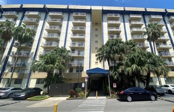 Building Photo - 801 NW 47th Ave