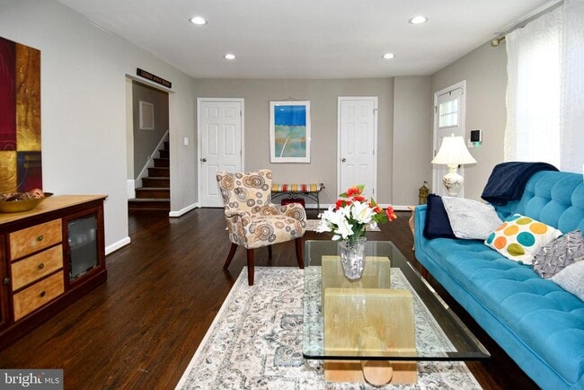 Building Photo - 5815 Arbroath Dr