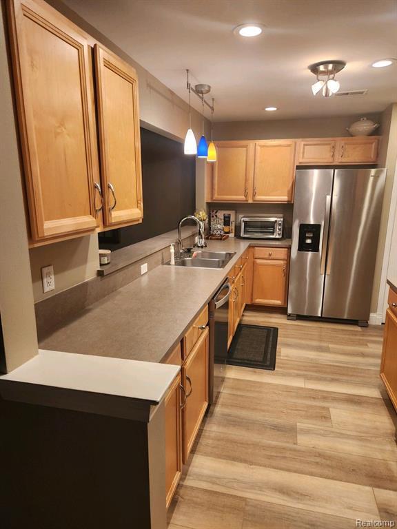 Building Photo - 45583 Heather Ridge Dr
