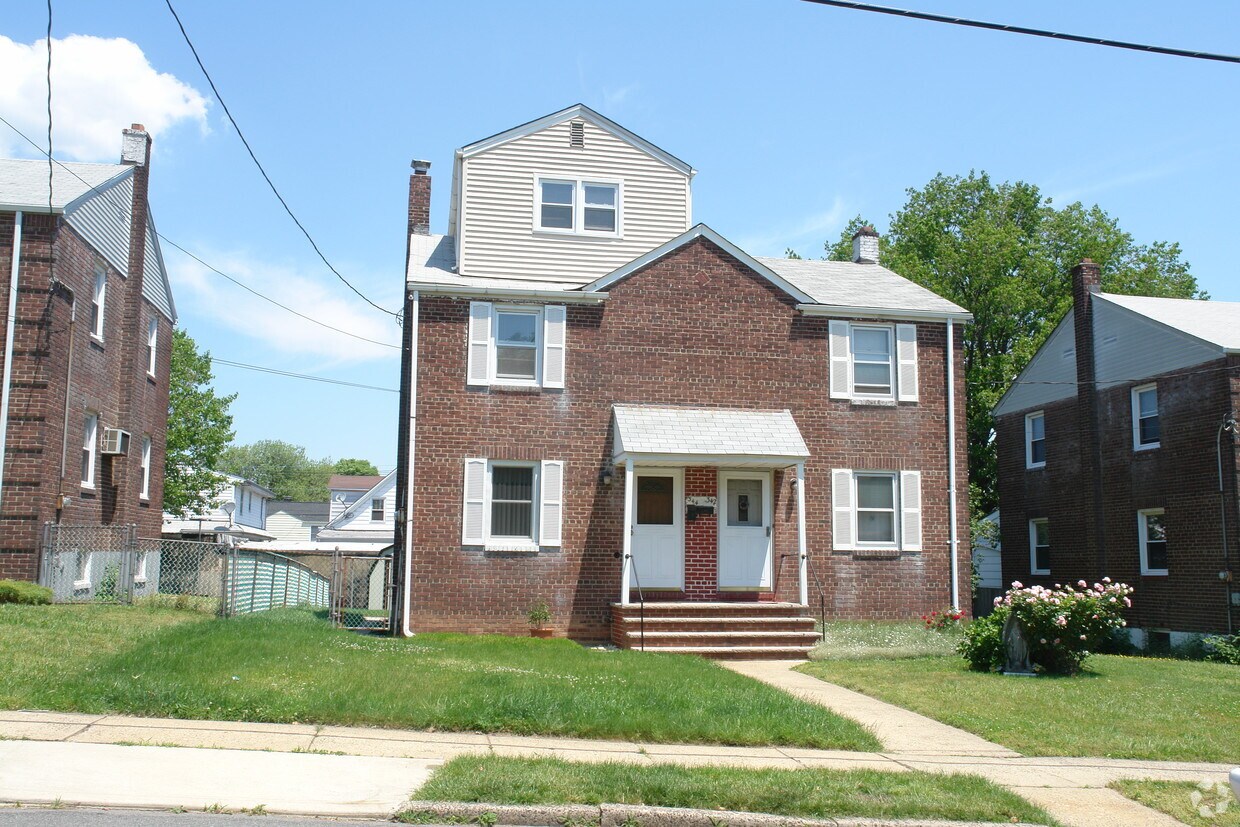 Foto del edificio - 342-344 Meredith St