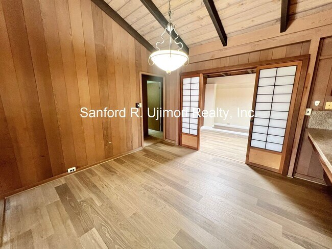 Building Photo - Pearl City – Kaweloka Street (4 bed/3 bath...