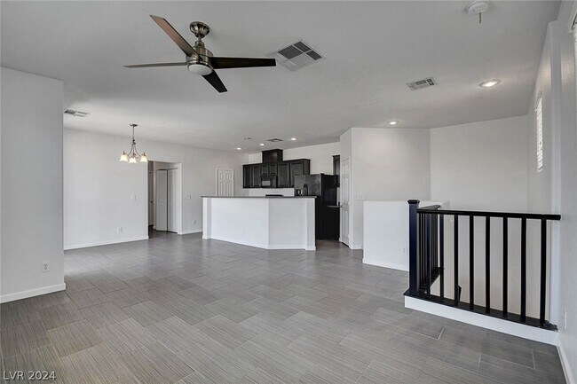 Building Photo - 6250 W Arby Ave
