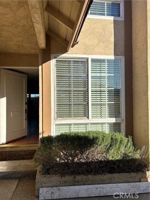 Foto del edificio - 5610 Elsinore Ave