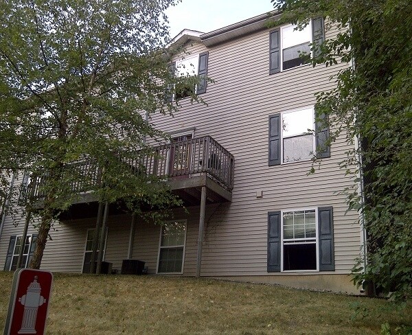 Building Photo - 312 N Kendall Ave