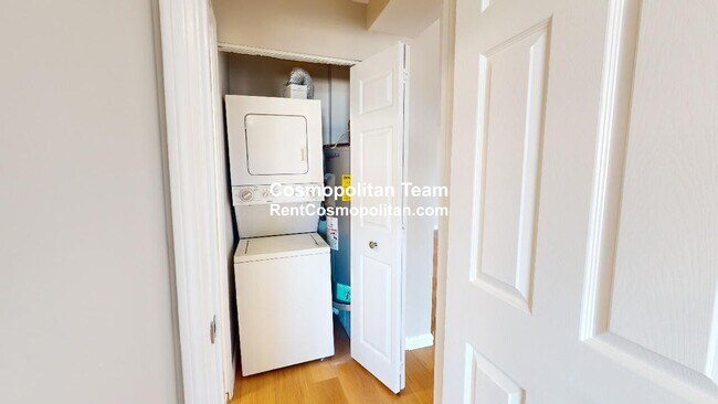 Foto del edificio - 3920 Mystic Valley Pkwy
