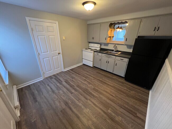 Kitchen - 213 Providence St