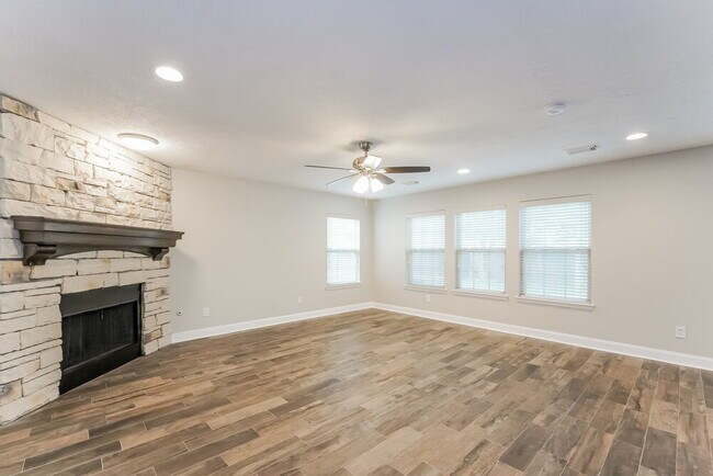 Foto del edificio - 19235 Danphe Landing Ct
